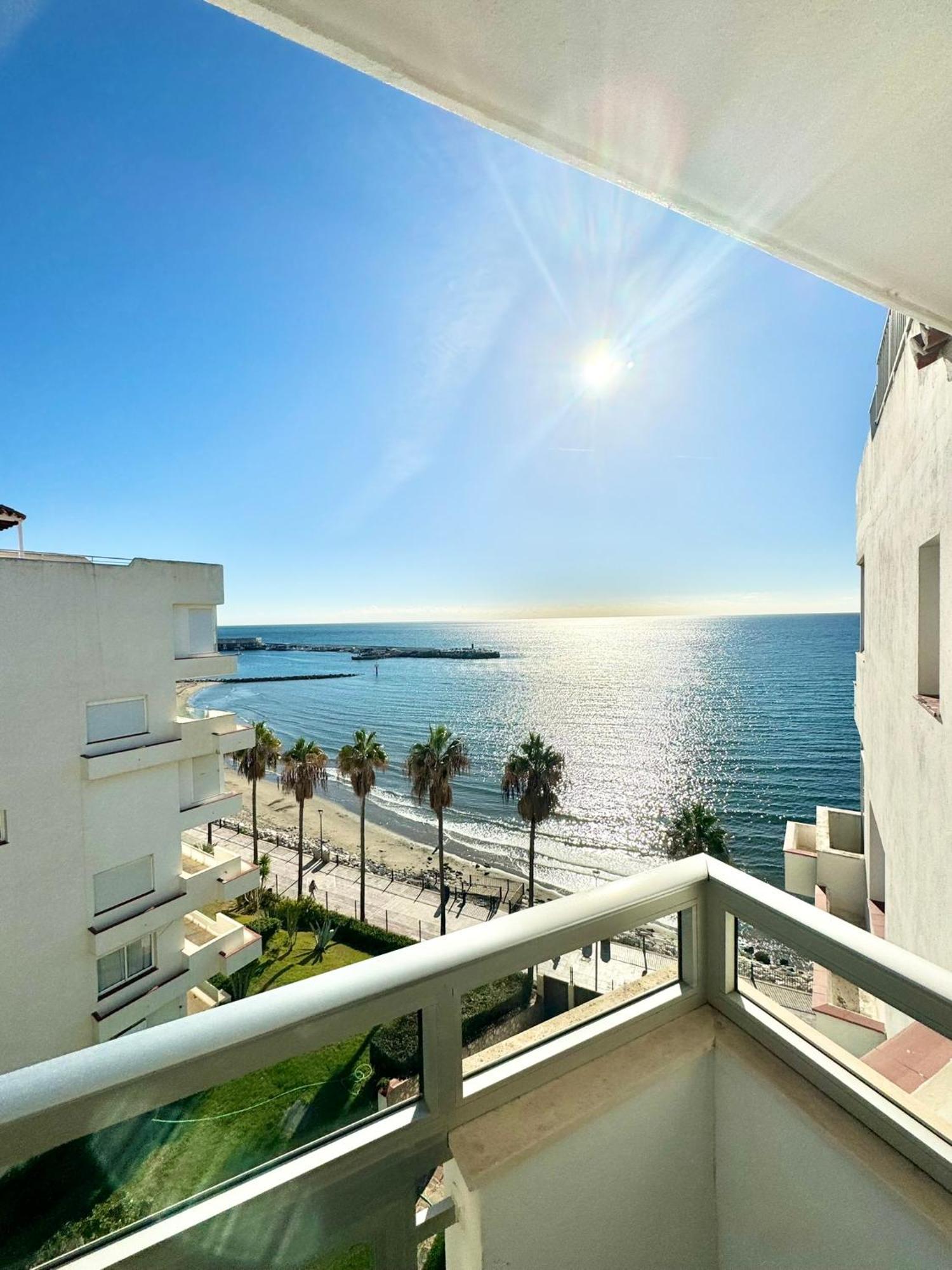 Apartamento Sea View 1st Line Free Parking Marbella